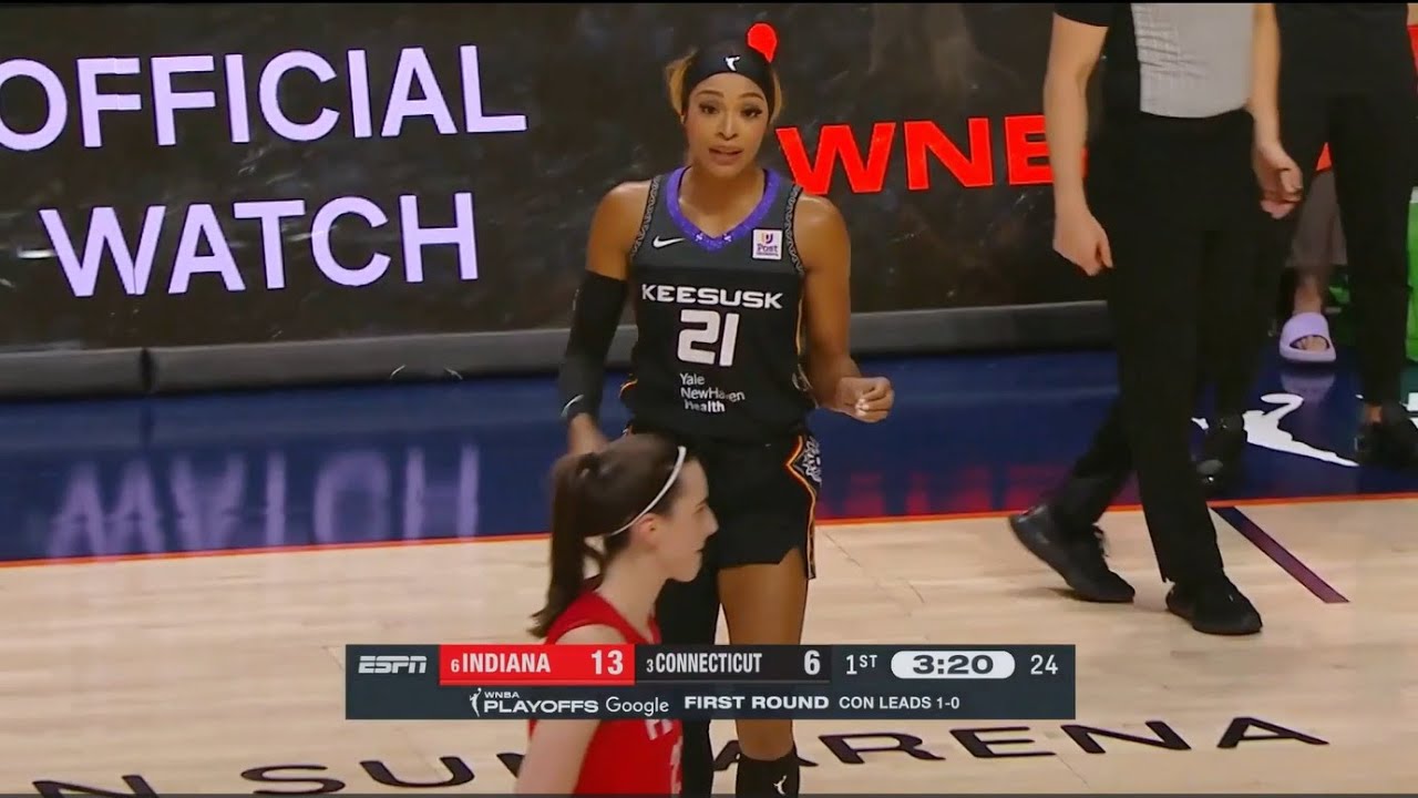 Dijonai Carrington IGNORED By Clark Trying To Talk Over A Play She Thought She Was FOULED