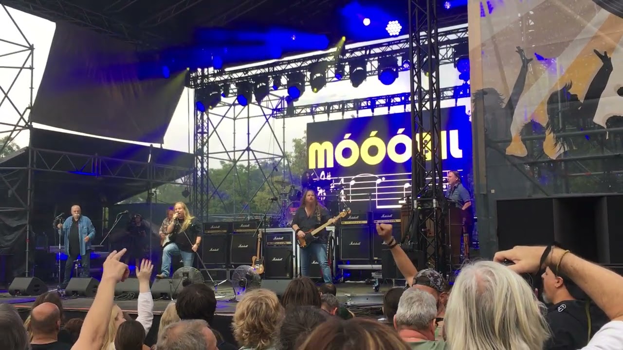 Acélváros (Miskolc) P. Mobil együttes (Dalszerzők:  Földes László/ Bencsik Sándor) 2022-08-20 Tabán