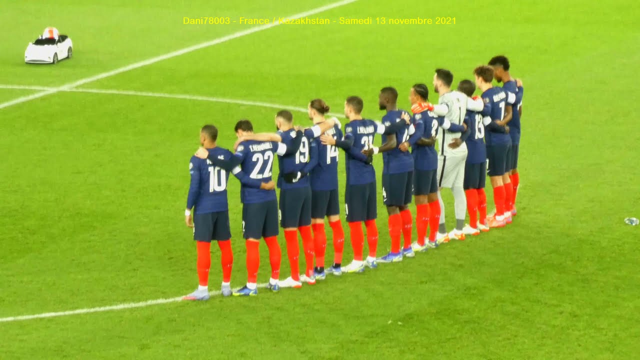 France / Kazakhstan 13.11.2021 : 8-0 (4/5) : Hommages aux victimes du 13/11/2015