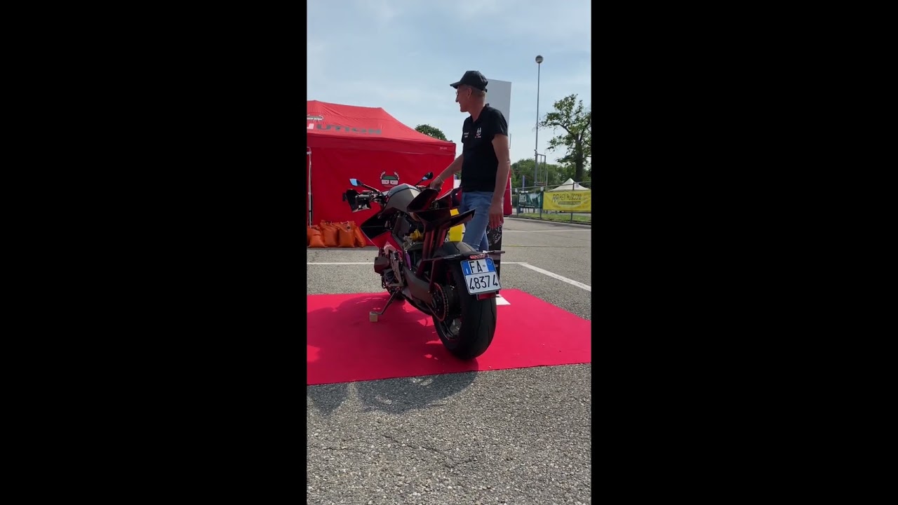 moto vyrus sound
