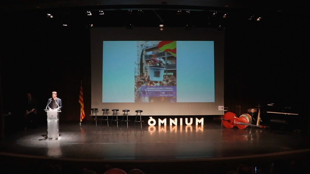 Òmnium Cultural i Terrassa : 50 anys d’història compartida