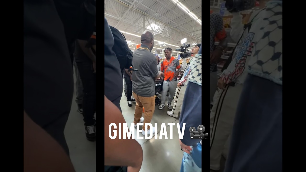 Derrick Washington goes to the grocery store with Ishowspeed in Detroit