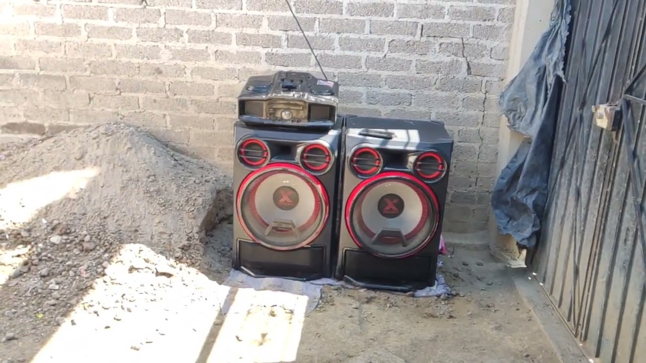 ck9960 tocando bajos profundos al aire libre?😱 Deja tu like y suscribete 🤩