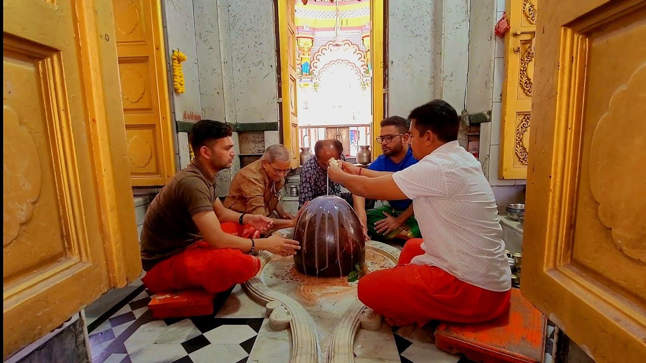 🙏श्री काशीविश्वनाथ दर्शन 🕉️ पंचामृतअभिषेक,शिवलिंग  श्रृंगारदर्शन 🔱 Divine Kashi Vishwanath Temple 🙏🚩