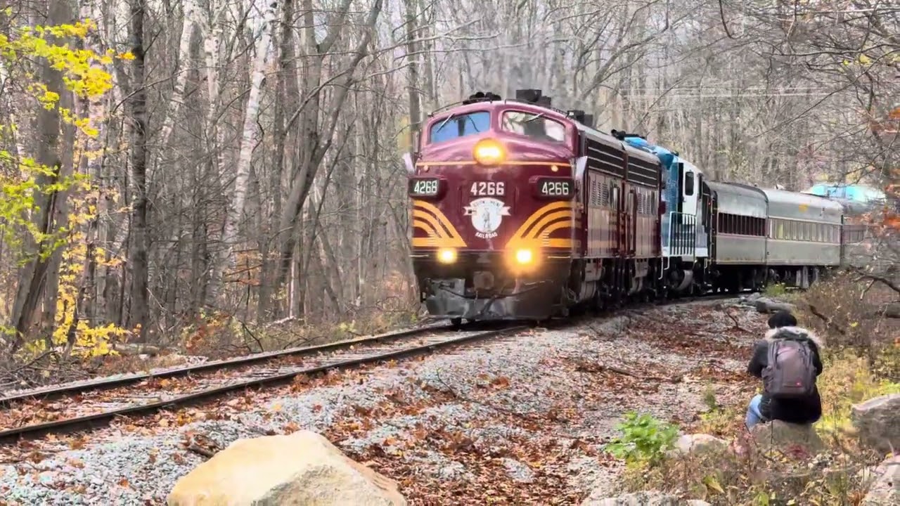 470 Railroad Club Excursion 2025 | Vintage Boston & Maine 4266, 4268 & 1741 Locomotives | Railfans |