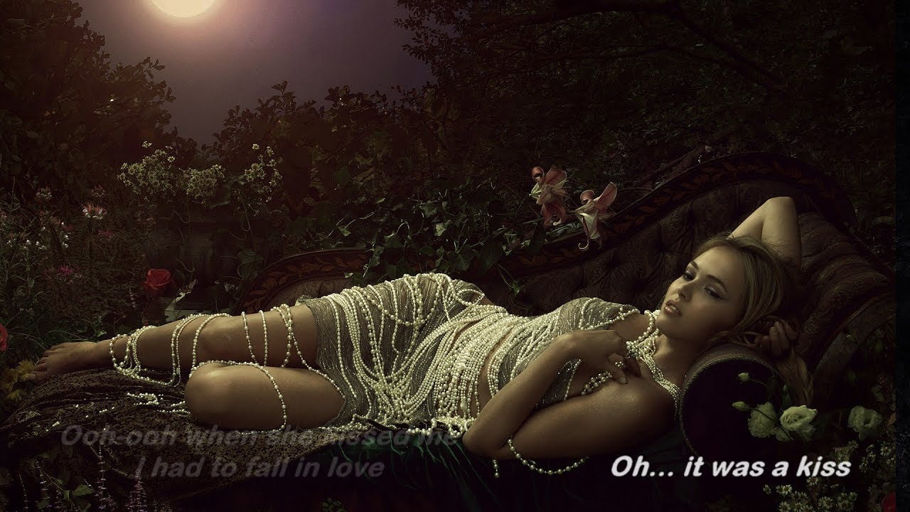 Such A Night  (1960)  -  ELVIS PRESLEY  -  Lyrics