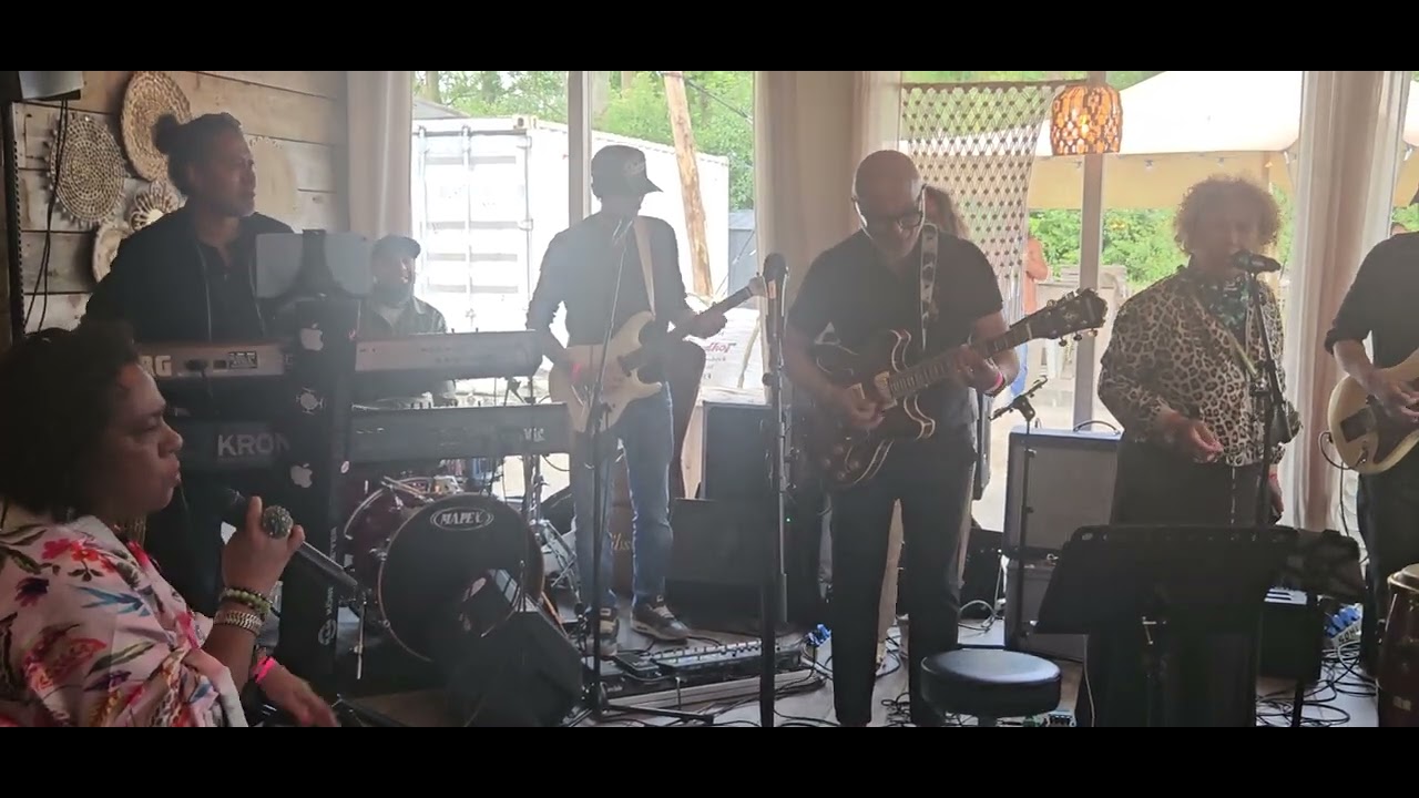 Tiny Desk Maluku Jam 2025 For the love of you