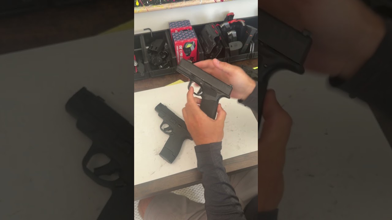 Shield Plus Carry Comp или Hellcat Pro Comp? #среднийстрелок #стреляйбольше #адскийкот #edc #pewpew
