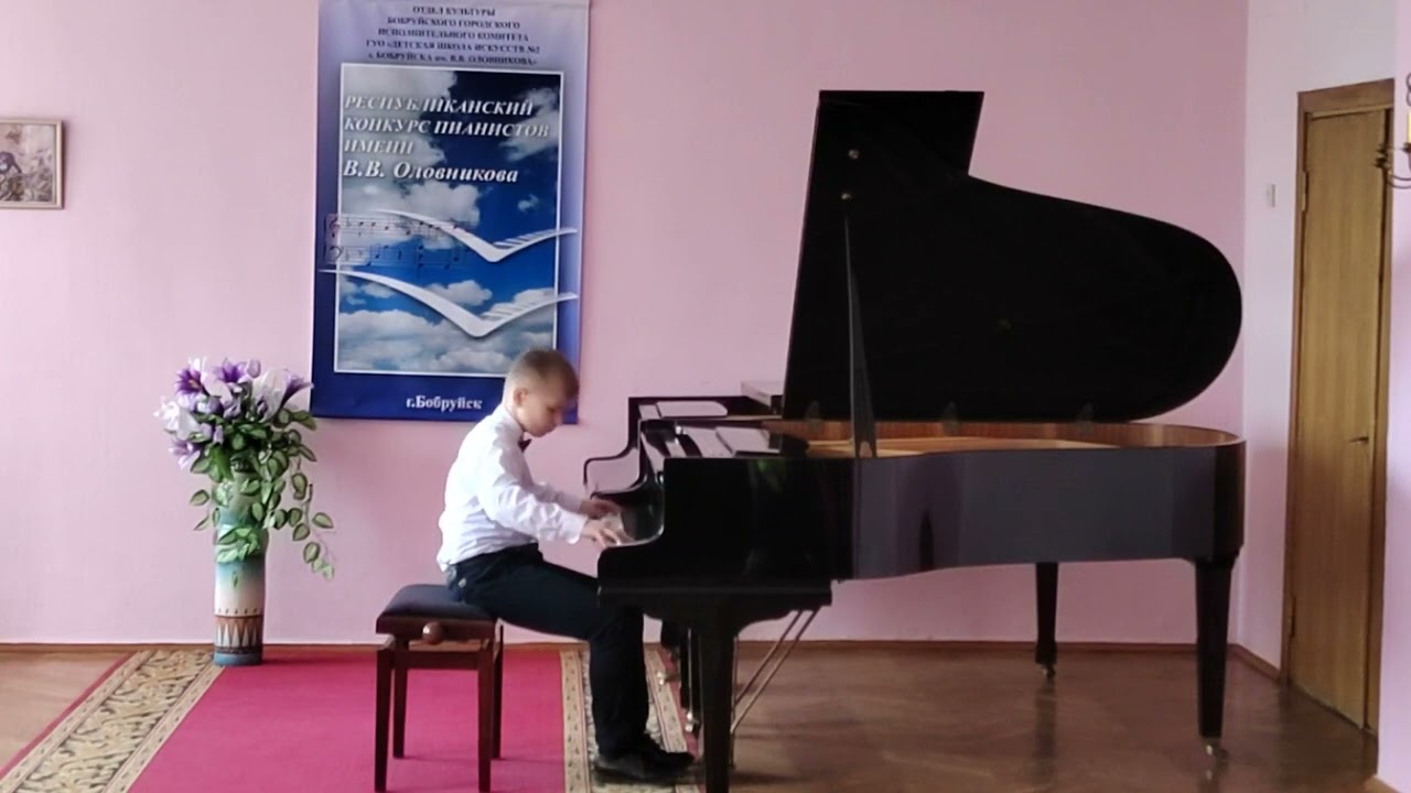 Республиканский конкурс пианистов имени В. В. Оловникова, Сомов Илья