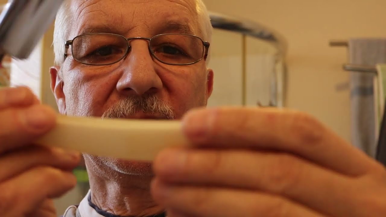 Wade & Butcher VS Filarmonica 14 straight razors shaving