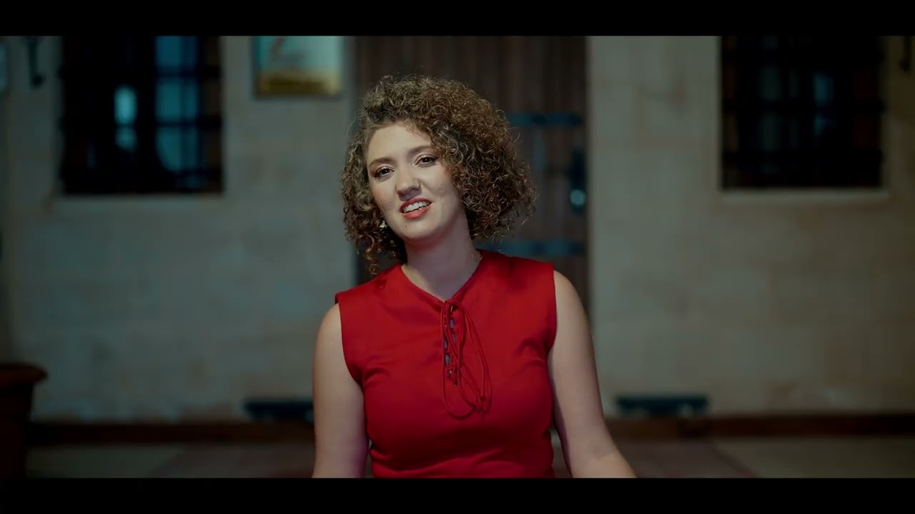 El&eacute;onore - Laye Laye (Official Video)