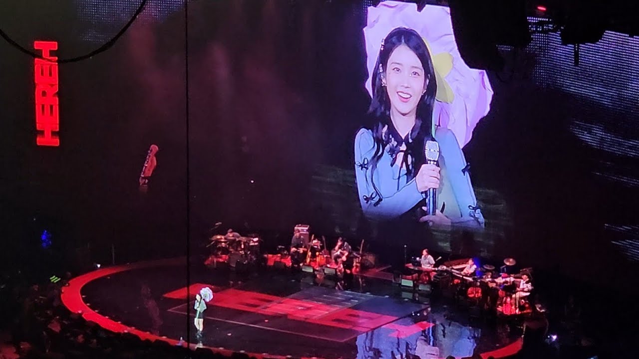 IU's MENT Compilation, Reaction to Filipino UAENAs Screams & Chants + Speaking in Tagalog & English!