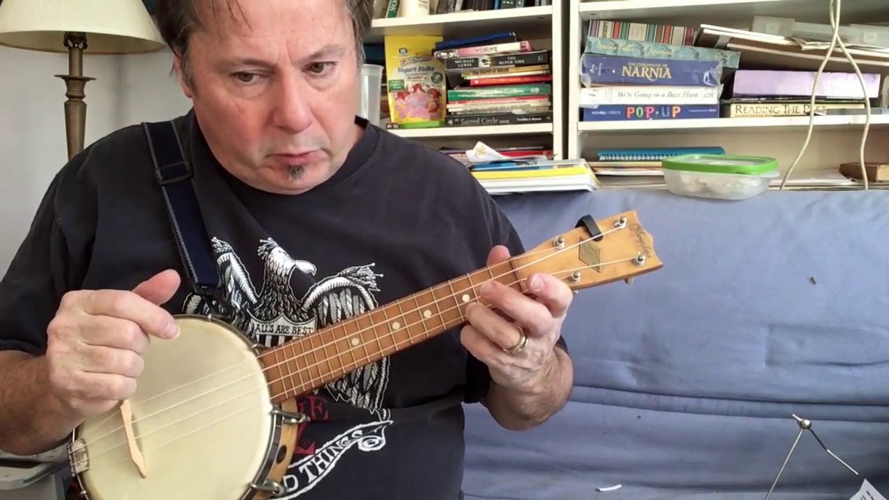 Frailing on Banjo Uke