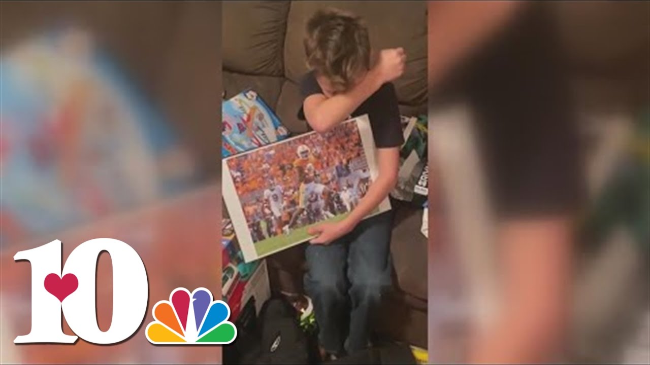 Jalin Hyatt fan overwhelmed by Christmas gift