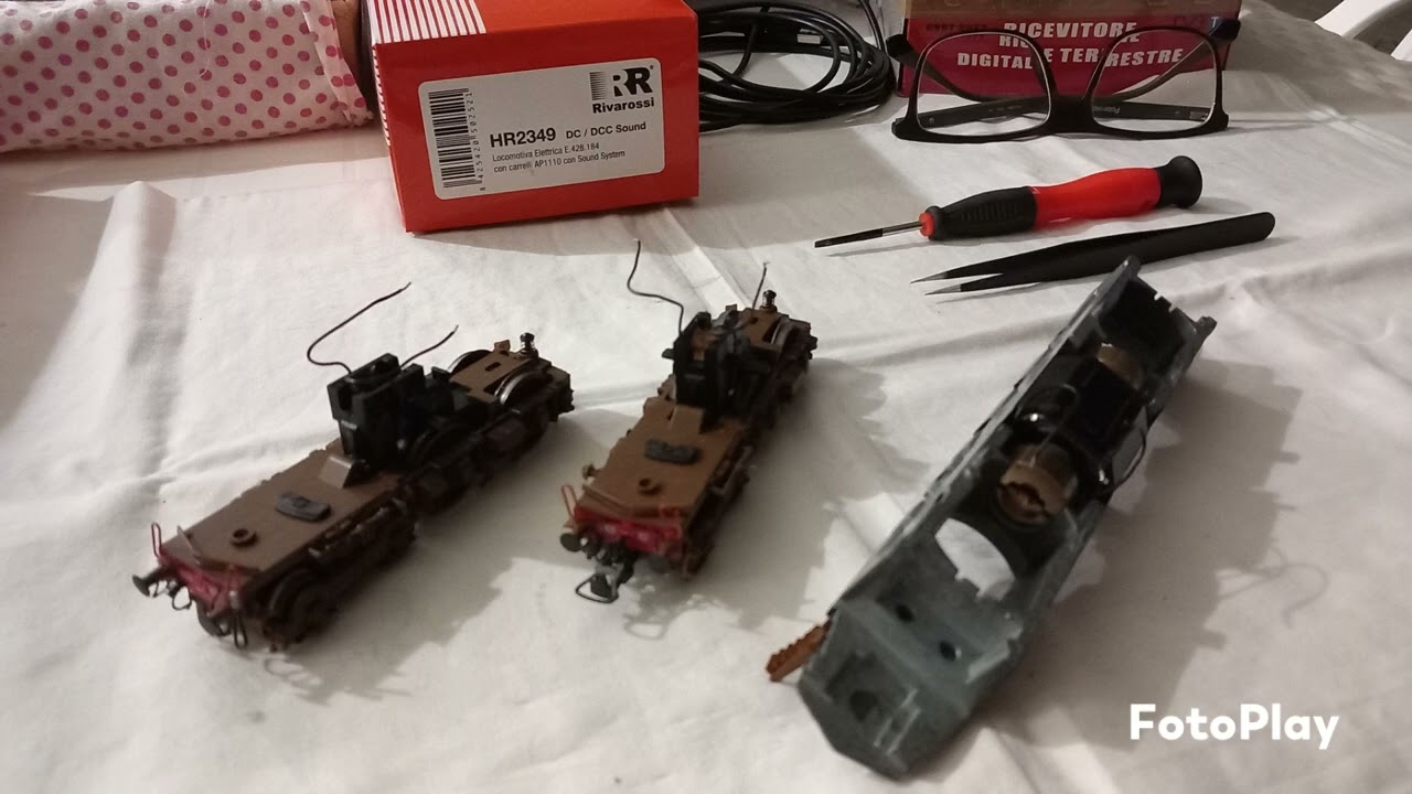 Treno storico in scala H0 Locomotive E428 174, E428 202