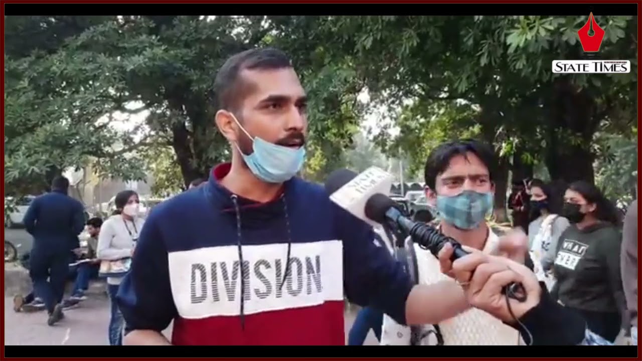 NSUI, Distant Education students protest against JU; demand online examination