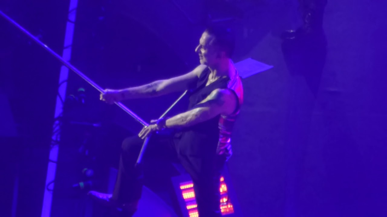 Depeche Mode - Enjoy The Silence (live @ Ziggodome Amsterdam 13/01/2018)