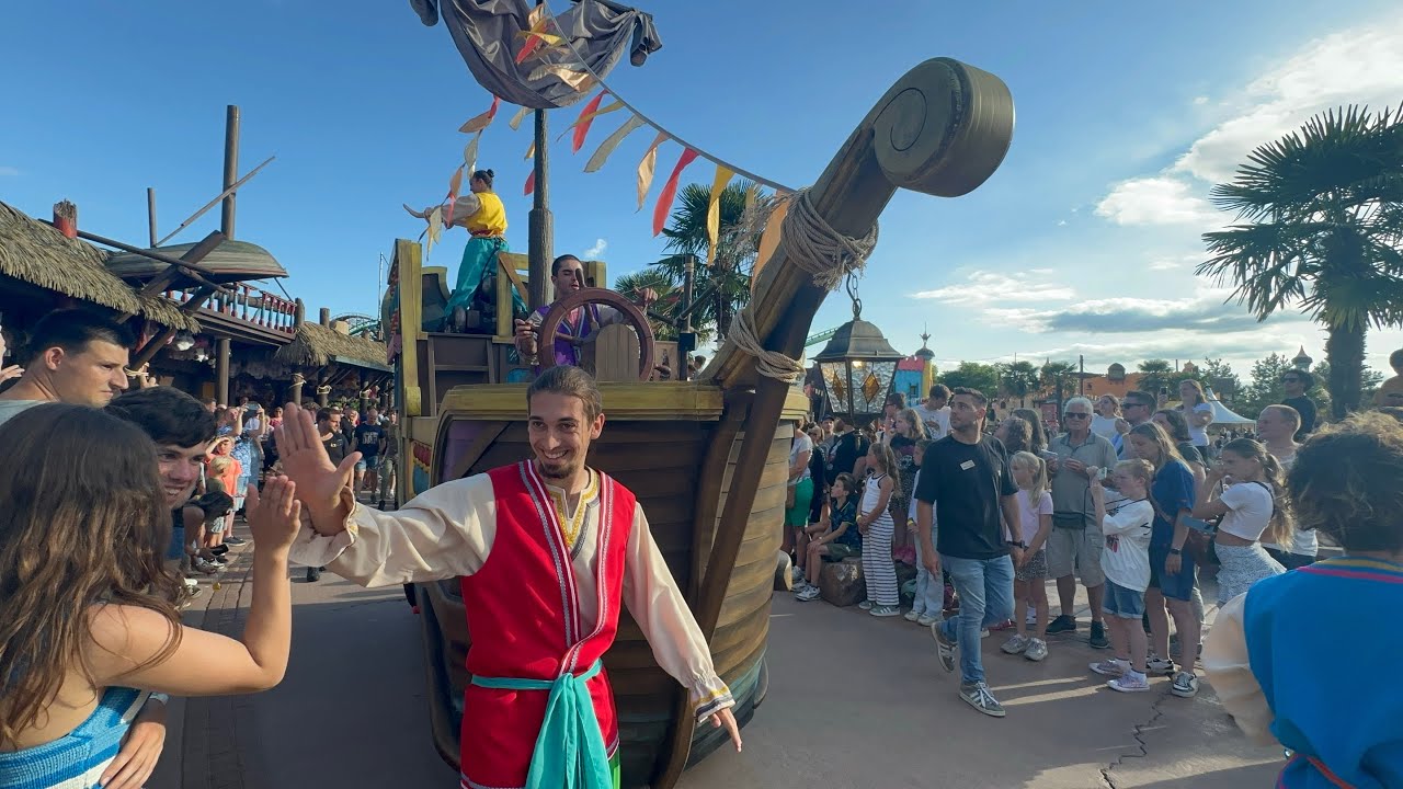 Summer Feelings Parade Toverland 2025 #Toverland