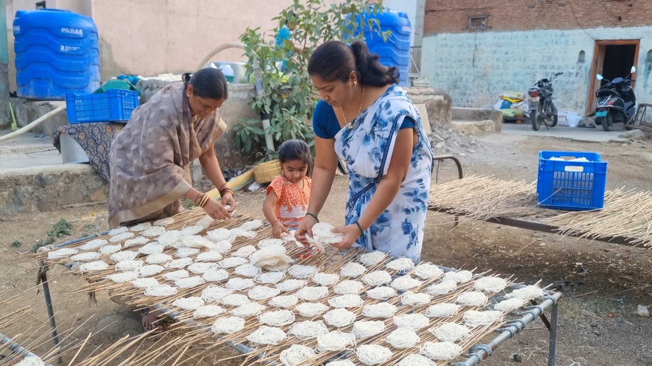 बहिणीकडे कुरडईचा चिक तयार केला..😃 घरी कुरडईचा बिझनेस..👍🏻