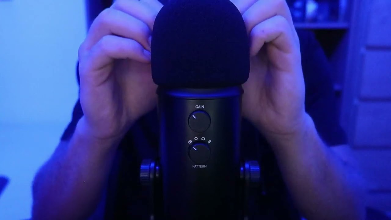 ASMR Mic Scratching (No talking)