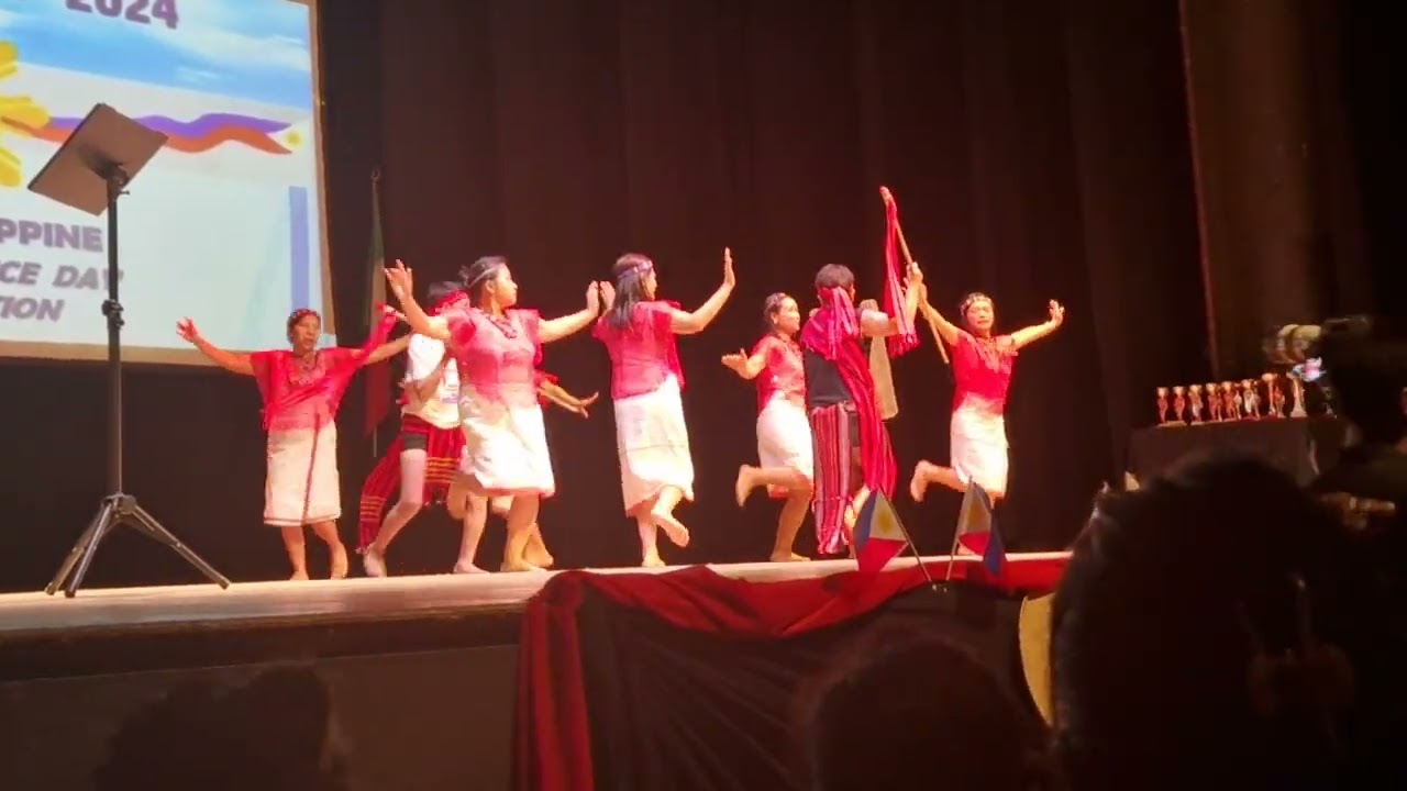 Tingguians dance