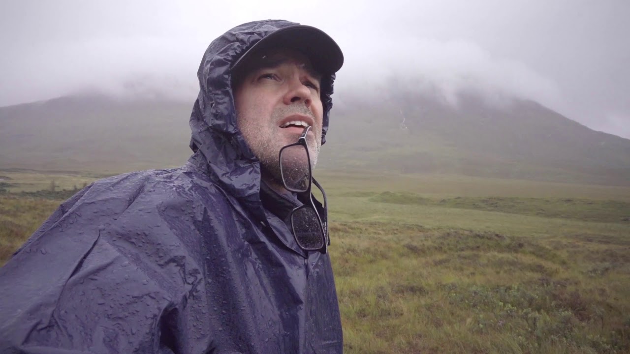 the story behind 6 bad pictures: one day walking in Scotland to Shenavall Bothy