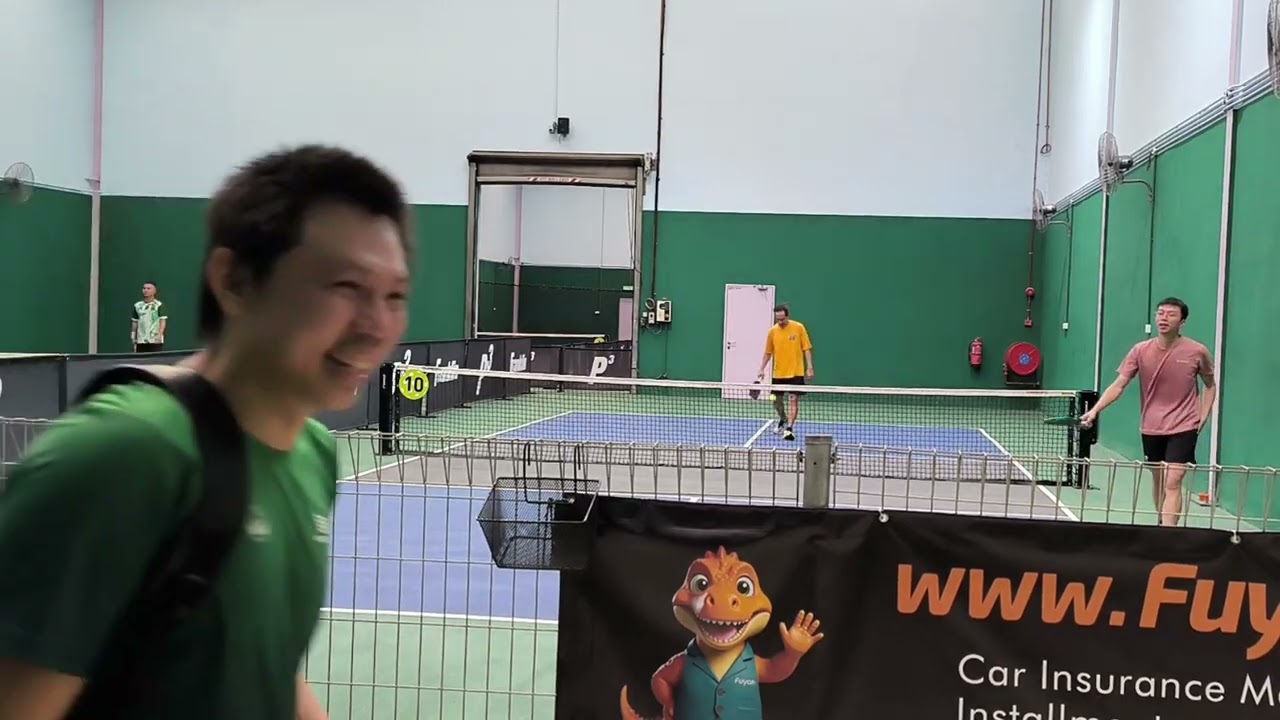 Pickleball singles w top badminton badminton player, January 24, 2026