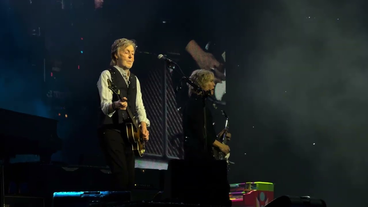 Paul McCartney - Get Back (Got Back Tour 2024 Live in London 18-12-2024)