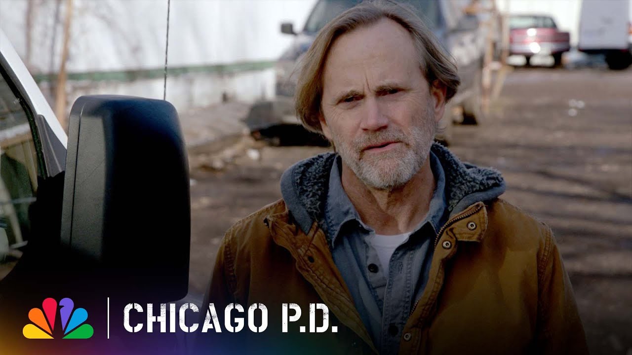 Ruzek&rsquo;s Loyalty Is Tested While He&rsquo;s Undercover | Chicago P.D. | NBC