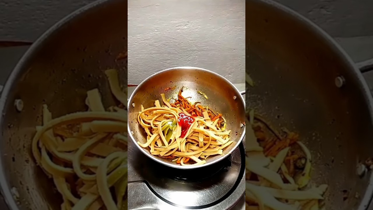 healthy aata noodles 😋#noodles #hakkanoodles #chawmein ##maggie #pasta#aatanoodles