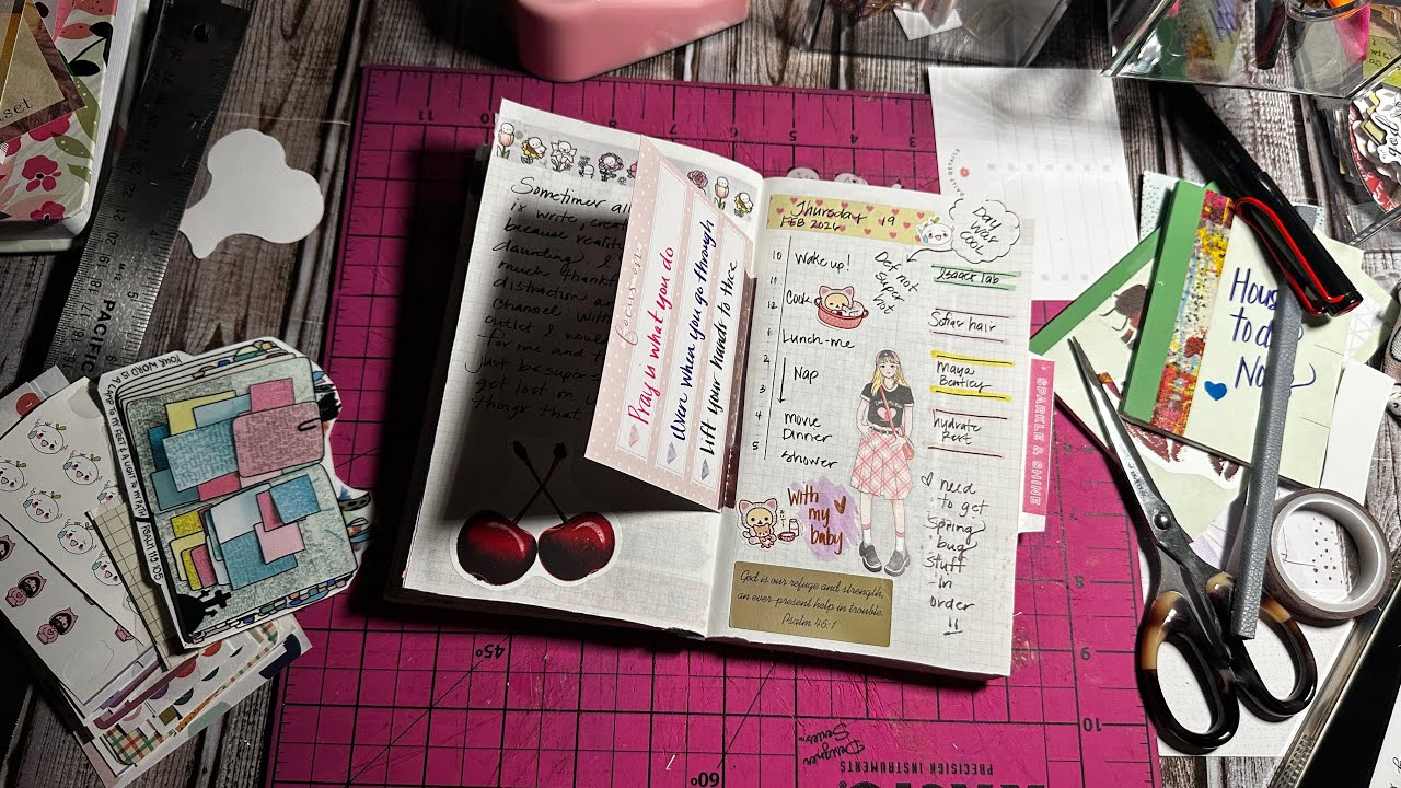 Silent Playing, Creating & Memory Keeping in B6Slim Hobonichi Cousin 