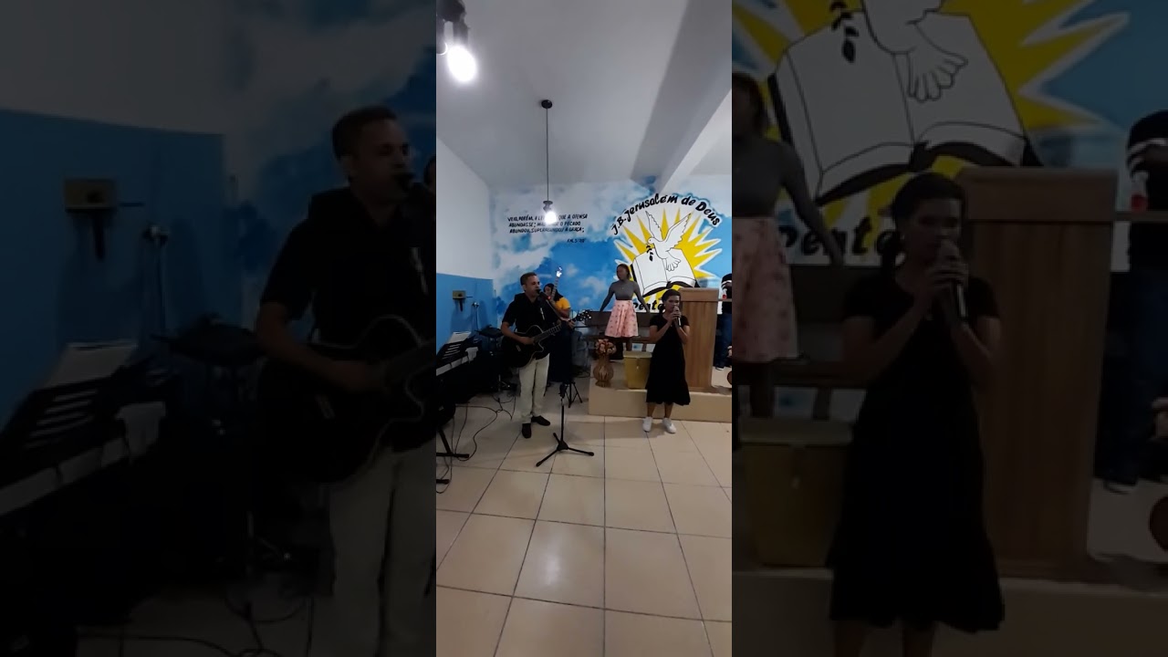 Olha Eu pela segunda vez ministrando sozinha com o meu esposo! Data:23/06/2023 Pastor Júlio César.