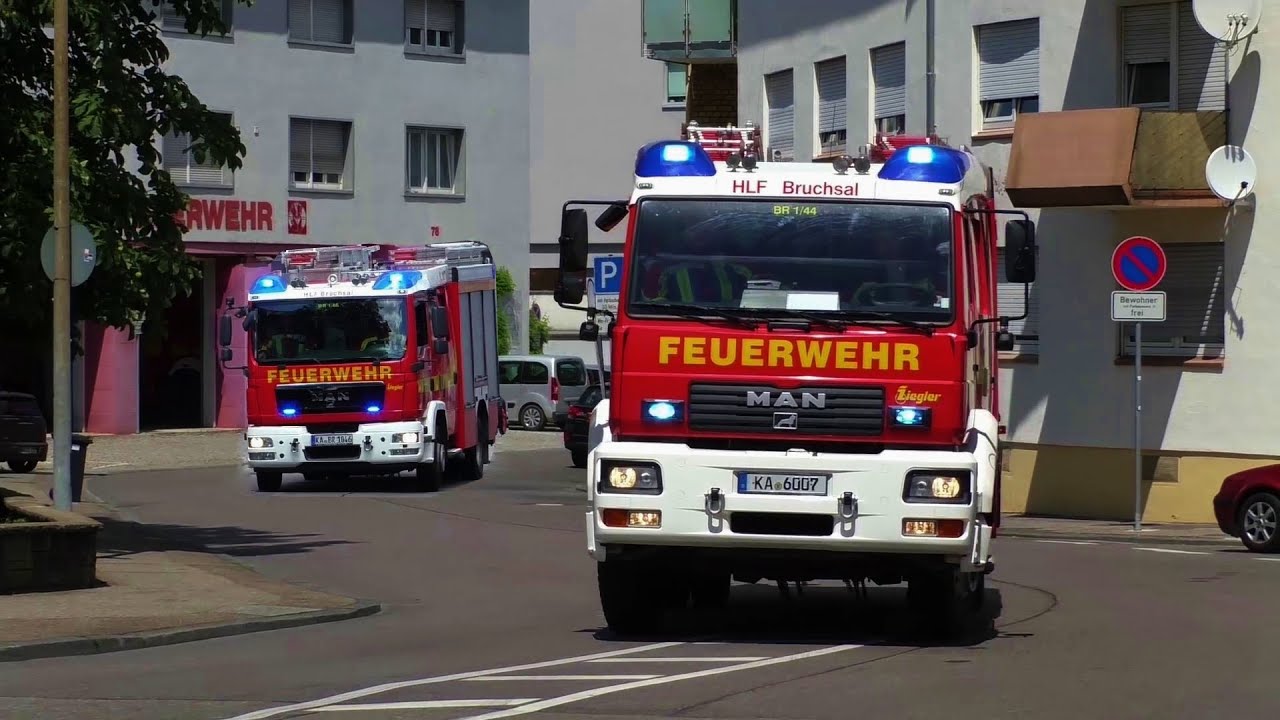 [Feuer in GFA + Anrückende FFler] Einsatz Löschzug Feuerwehr Bruchsal