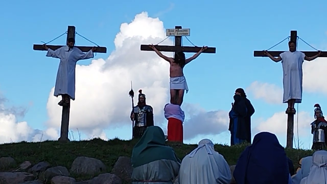 Droga Krzyżowa - przedstawienie Misterium Męki Pańskiej w Górce Klasztornej 26.03.2023