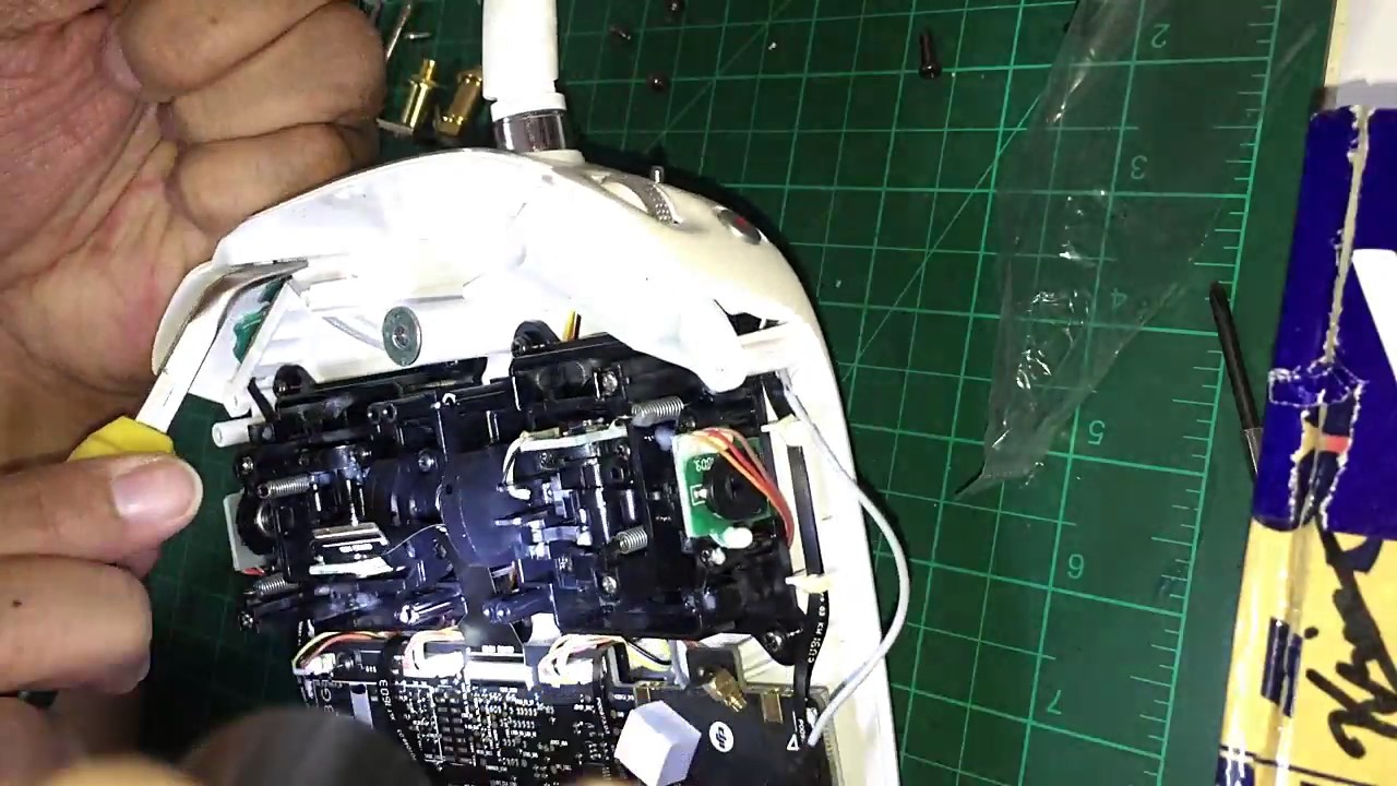 DJI Phantom 3 Advanced Antenna Mod Upgrade