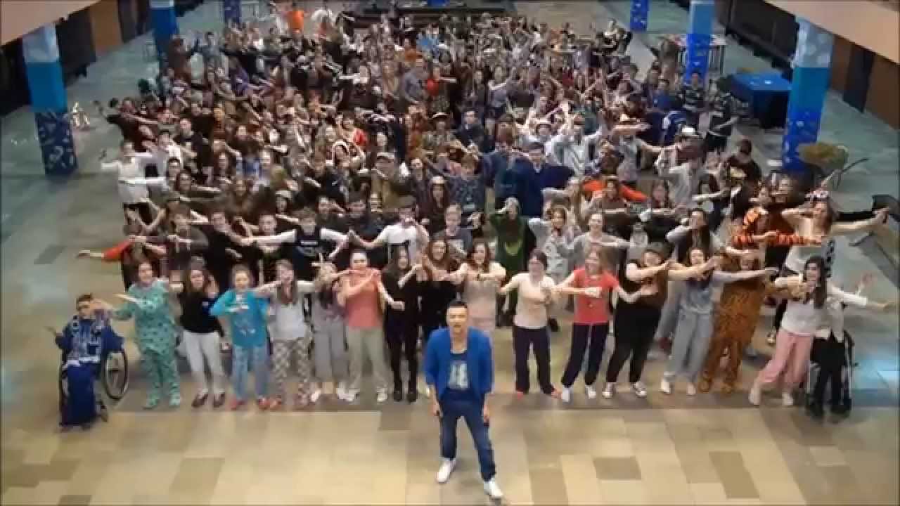 Lipdub Gimnazjum nr 1 im. UNICEF w Obornikach GOŚĆ SPECJALNY - LIBER