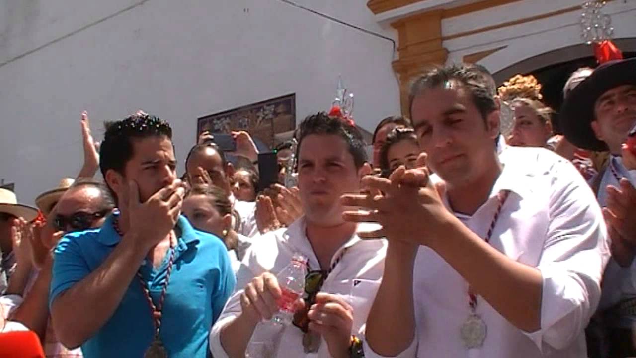 MENTA ROMERO CANTA AL SIMPECADO 2015,PRESENTACION VILLAMANRIQUE,HDAD ROCIO HUEVAR 2015