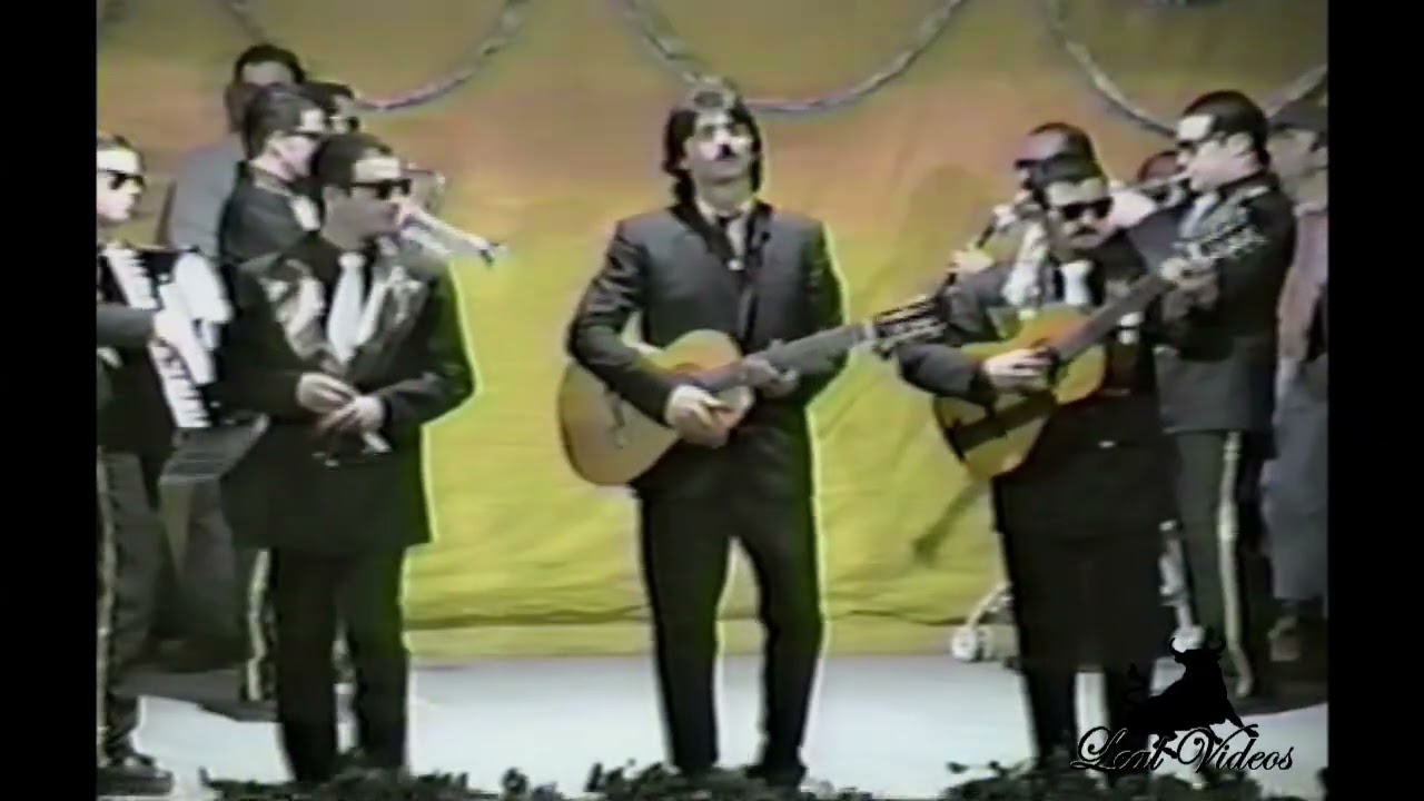 Carnaval 1997 Bailinho Dos Biscoitos (Criancas Abandonadas) Na Ilha Terceira