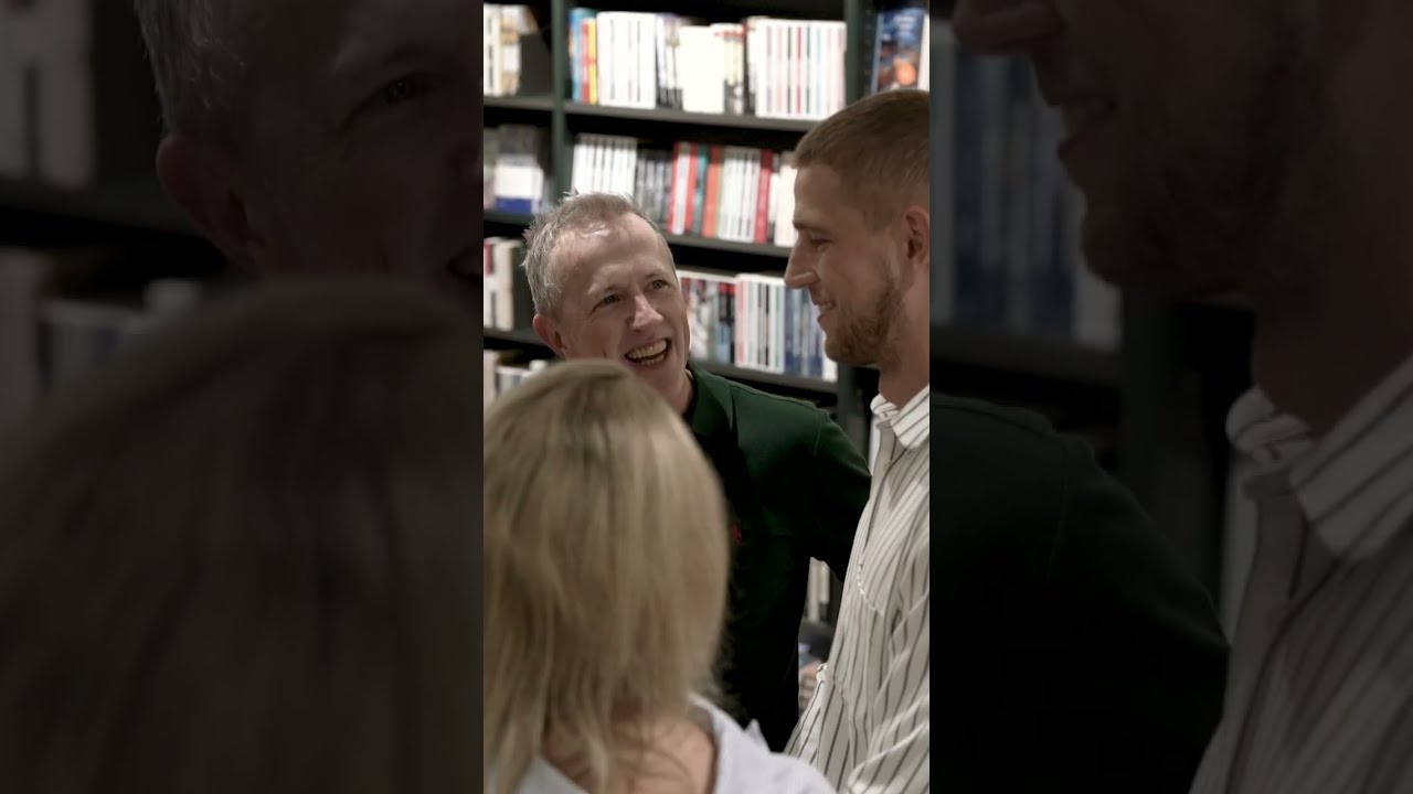 Content ist K&ouml;nig - der Nummer 1 Bestseller. Vernissage in der Buchhandlung Stauffacher in Bern.