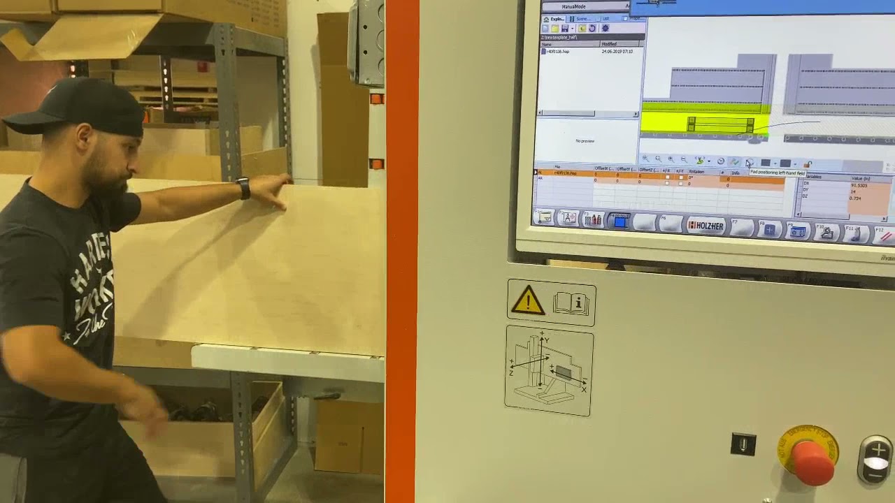 Holz-Her Evolution 7405 Vertical CNC Through Feed Processing Center (2015)