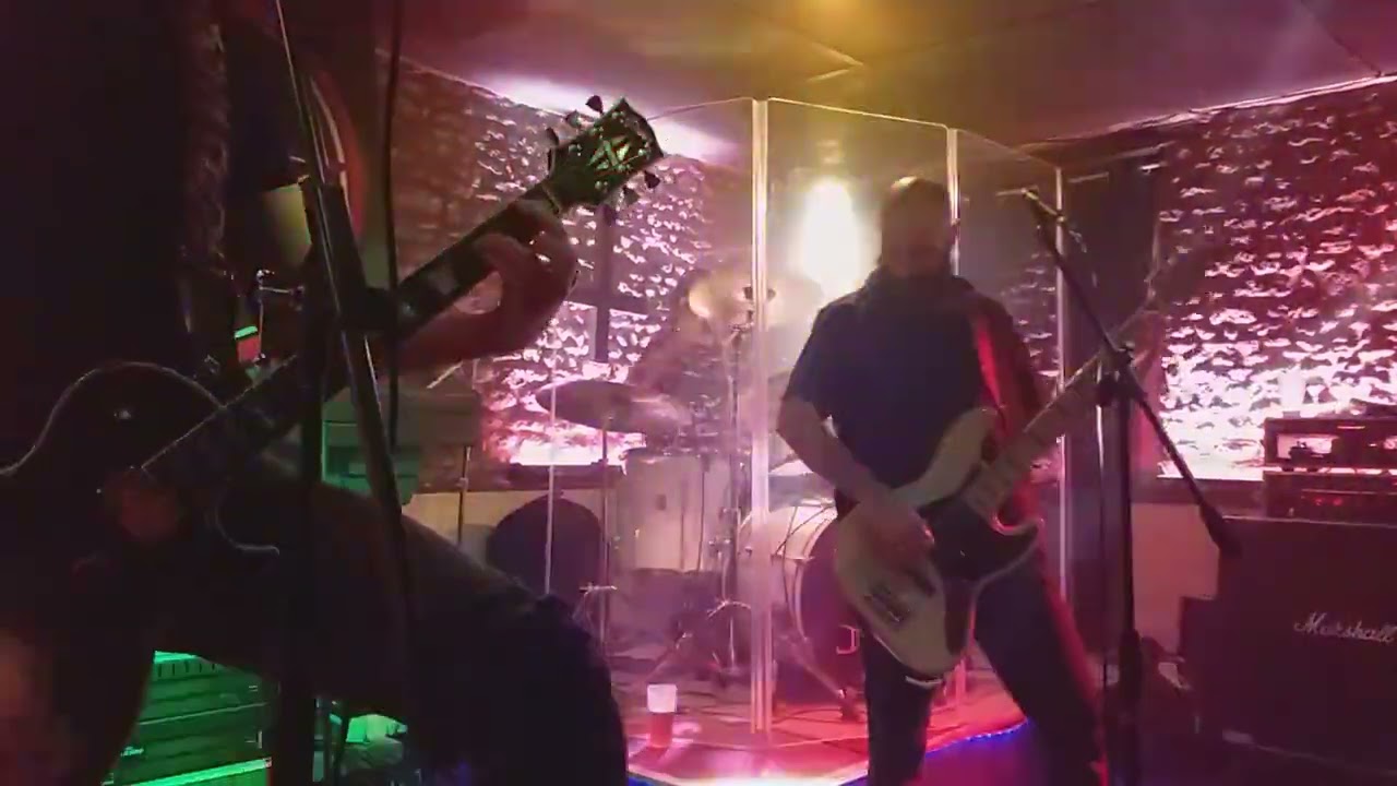 prime sinister live au Demonbar 15/11/24 (1)