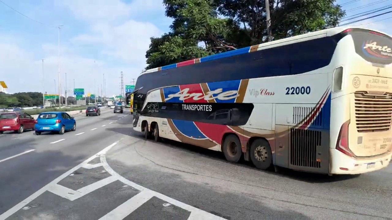 Movimentação De Onibus Na Rodoviários Do Tietê São Paulo - Rodoviária Do Tietê São Paulo