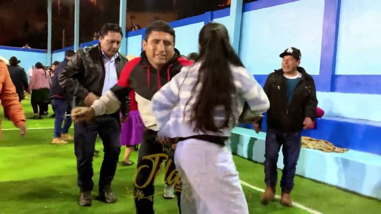 As&iacute; se baila en Conchucos | Jilguero Huamachuquino y Kayara ♫ 2025