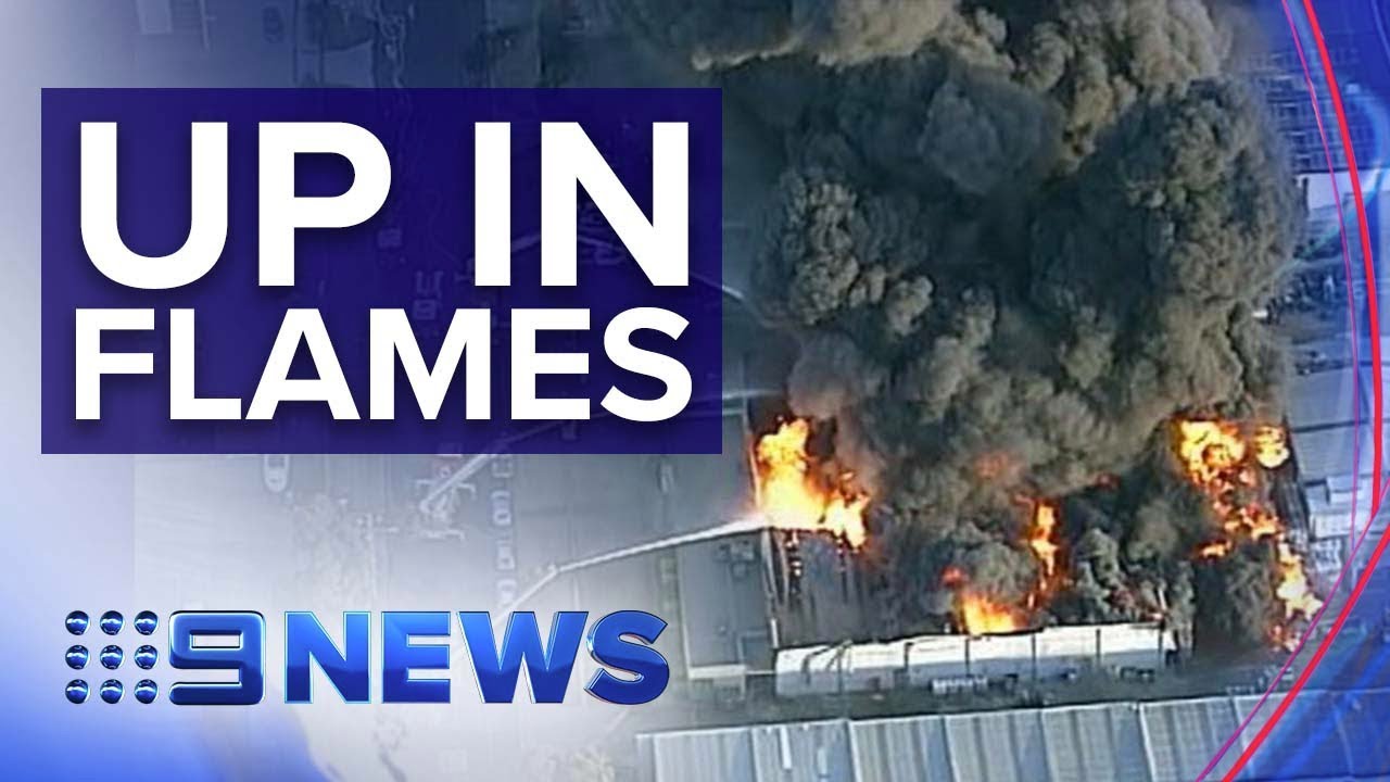 Melbourne factory fire could burn for days | Nine News Australia