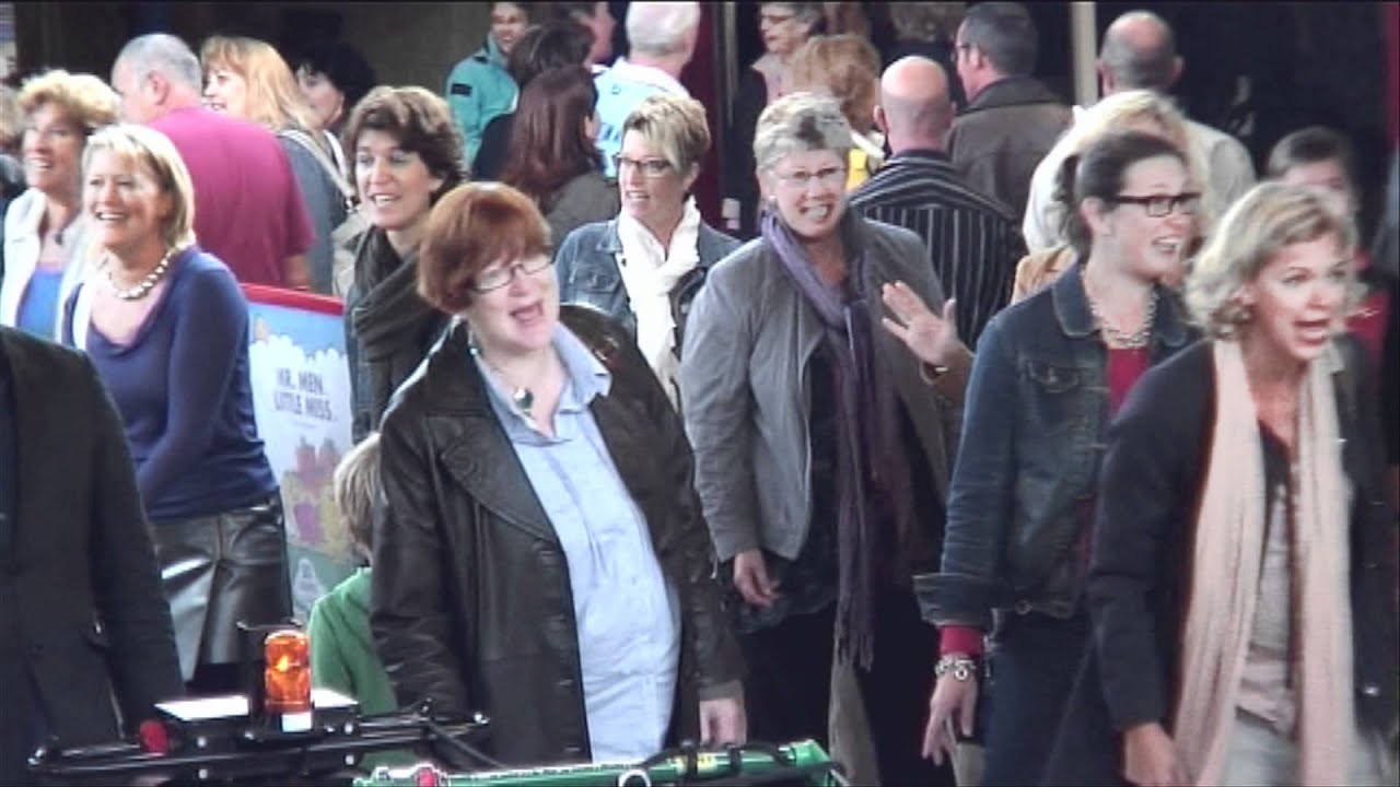 Flashmob KoorA58 Winkelcentrum Dauwendaele