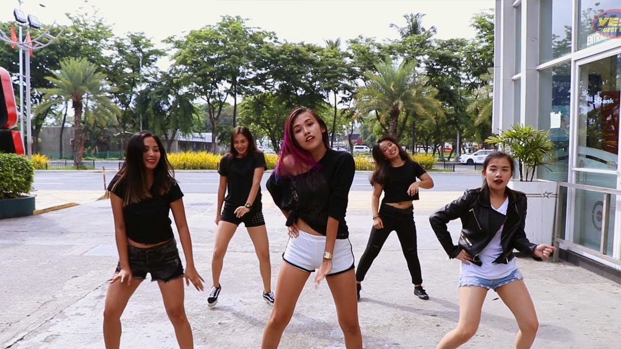 Despacito by Sexy Megan, Maria Morena and Lala Banderas
