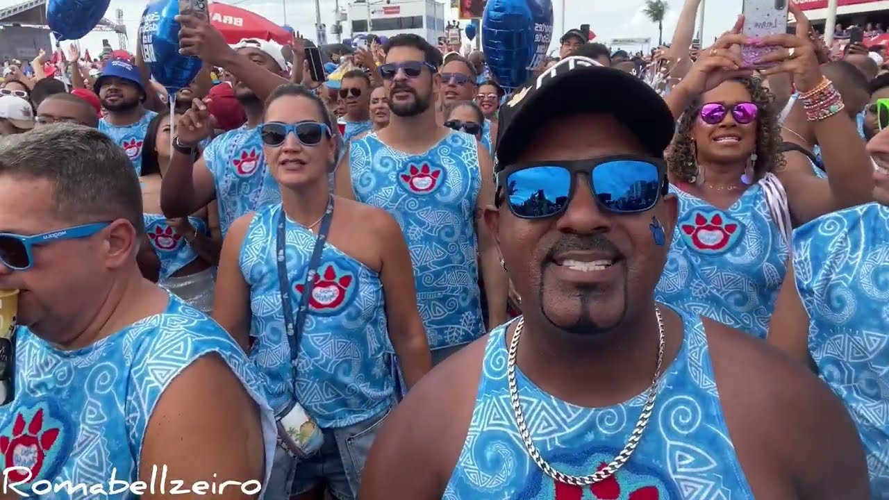 BELL MARQUES CARNAVAL DE SALVADOR 2025 - BLOCO CAMALEÃO SEGUNDA 