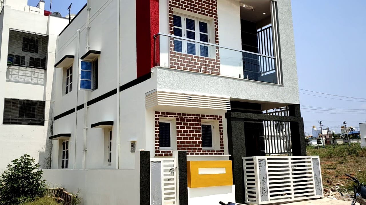 Cheap rate 20 X 30 E/F and park facing 3 BHK duplex house for sale at next to JP Nagar (7349265213 )