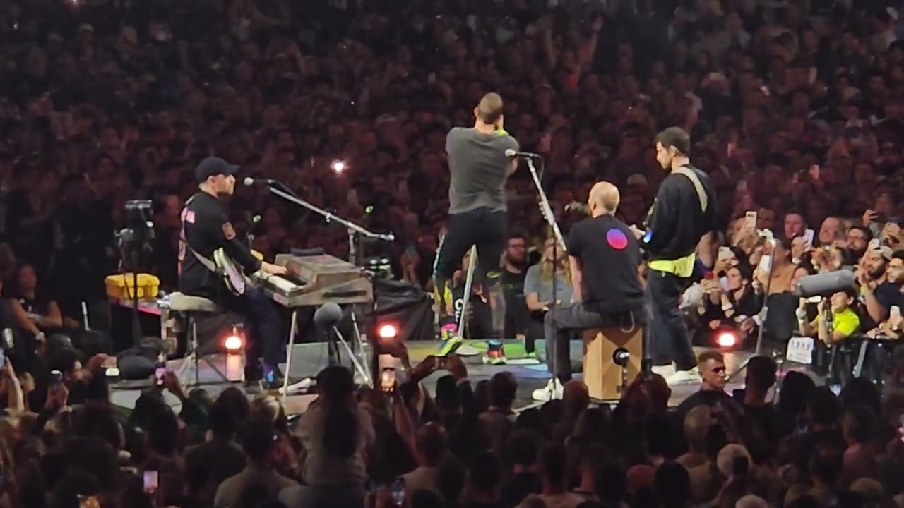 Sparks / Mzansi Youth Choir //Coldplay (Sept. 28, 2023)