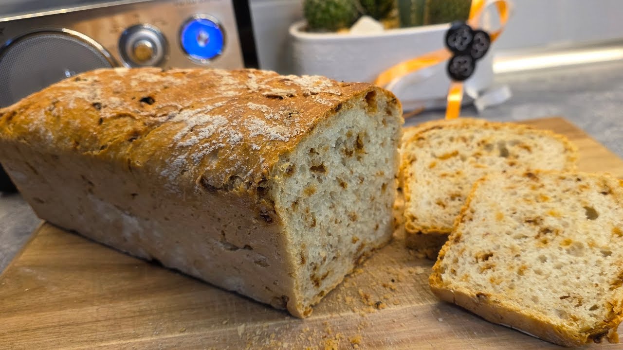 Хлеб с жареным луком. Не нужно месить тесто. Простой рецепт вкусного хлеба
